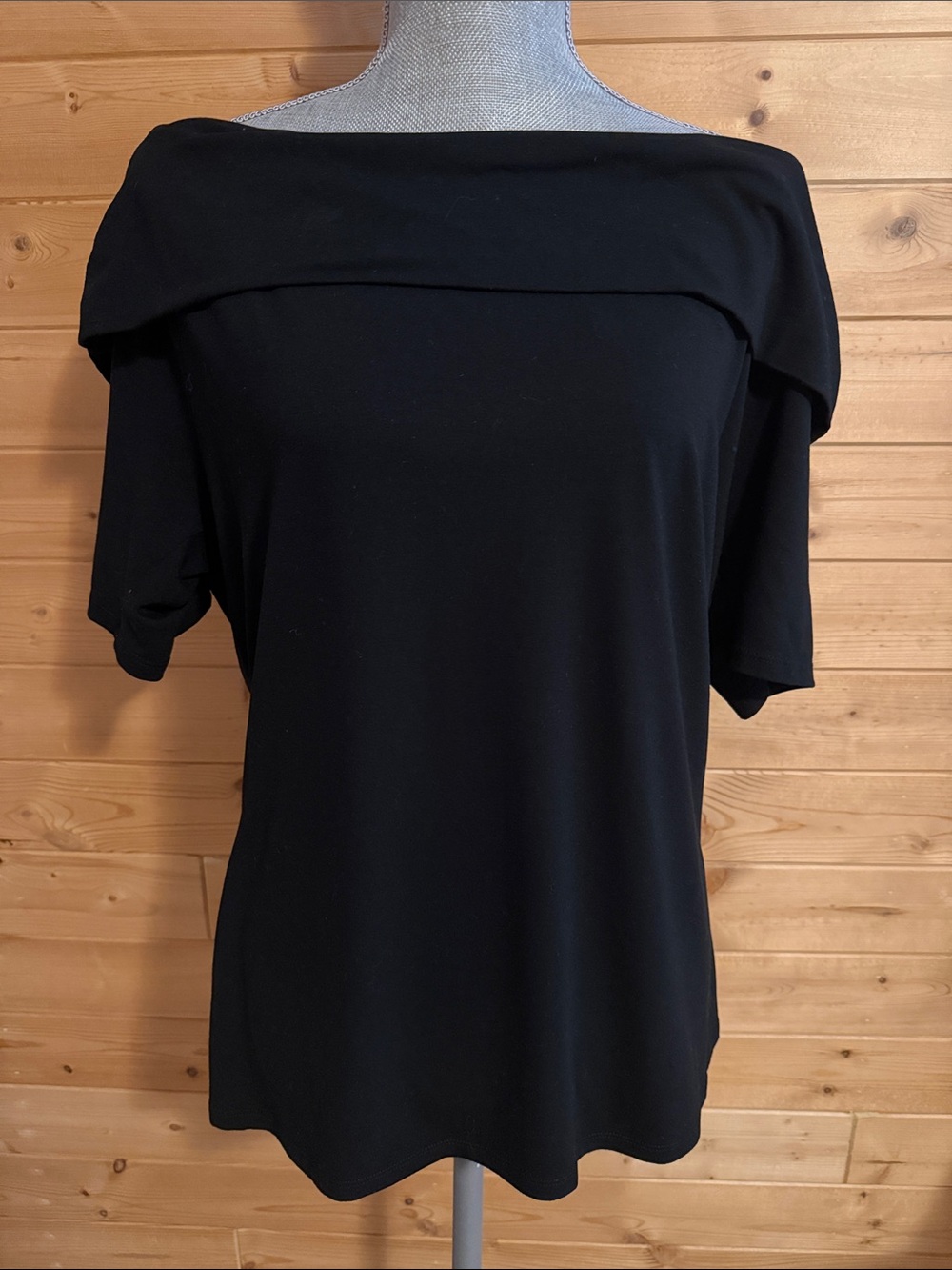 Women’s White House Black Market Black Off-Shoulder Tee/Top
